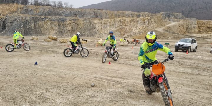 Slidingkurs im Gelände von 30.03.2024