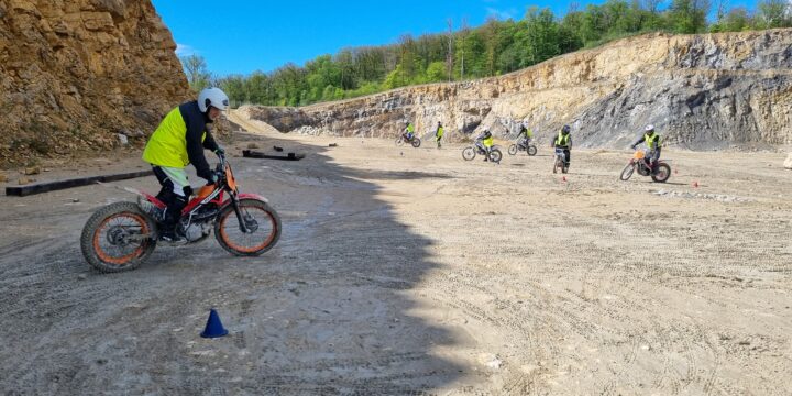 Slidingkurs im Gelände von 20.04.2024